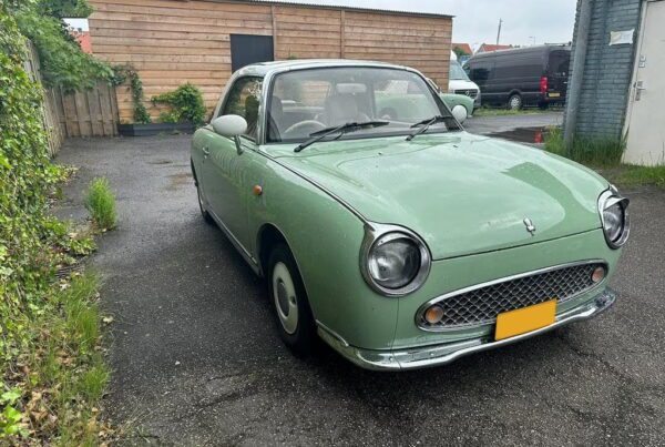 Nissan Figaro Emerald Green exterior