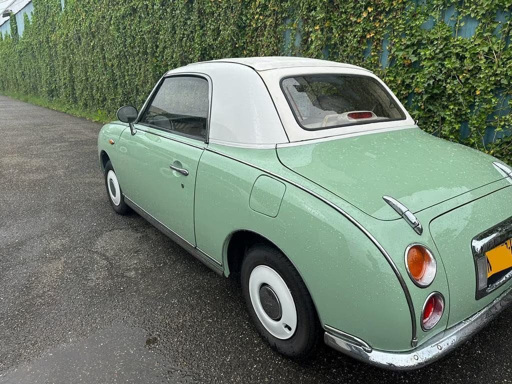 Nissan Figaro Emerald Green exterior Nissan Figaro Emerald Green exterior